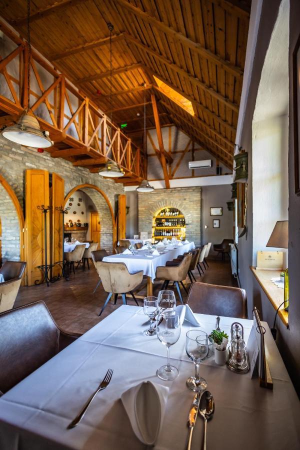 Bodri Pincészet Hotel Szekszárd Kültér fotó